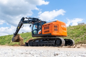 ​​Meet newest 38-tonne excavator with short radius at Demo Days 2024