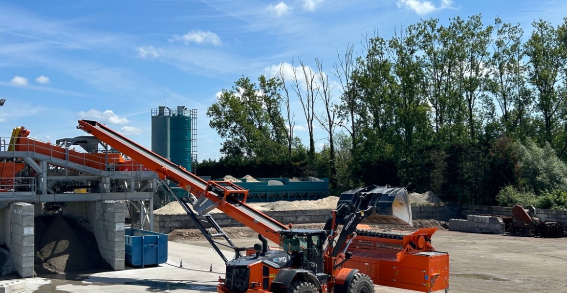 Geeroms Wegenbouw présente une nouvelle installation de lavage pour la production de granulats recyclés de haute qualité